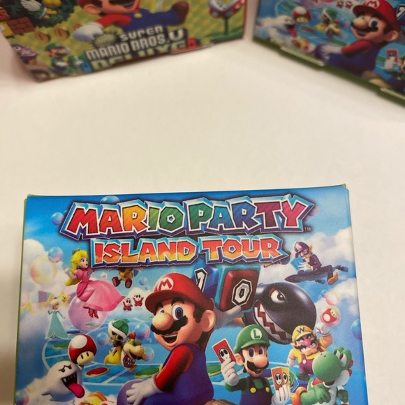 Nintendo switch super Mario key chain - Picture 3 of 3